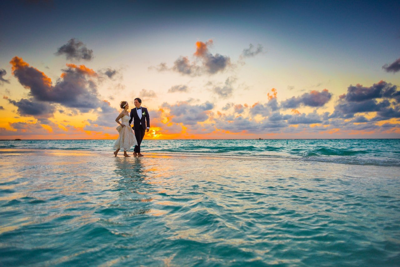 beach wedding photo
