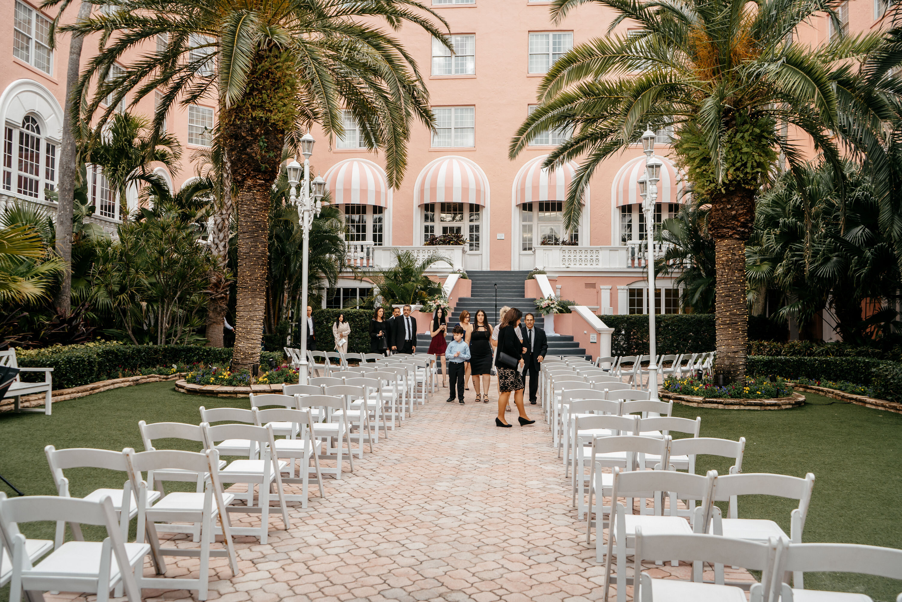 Wedding ceremony on the courtyard lawn of The Don CeSar in St. Pete Beach